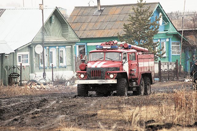 В Светлинском районе Оренбуржья на ночном пожаре травмировалась женщина.
