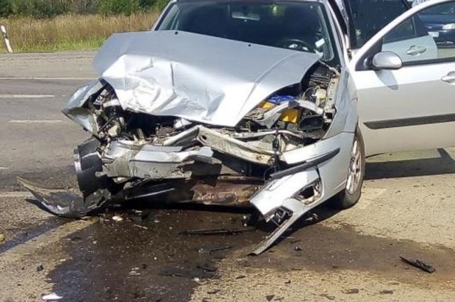 В Пермском крае пассажирка сломала рёбра при столкновении иномарок