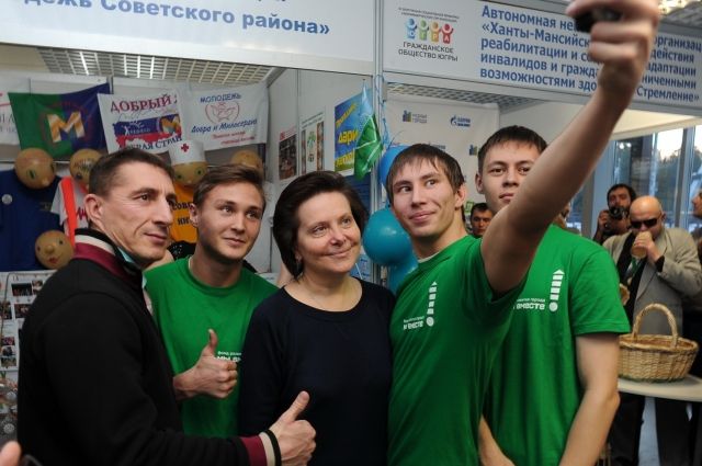 Общественники оценили личное участие Комаровой в поддержке НКО