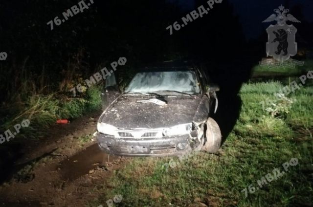 В Данилове погиб водитель машины, перевернувшейся в кювете