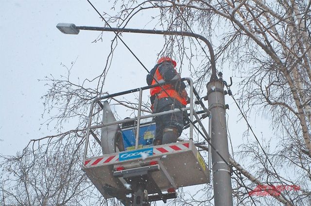 В Туле продолжается установка интеллектуальных светильников