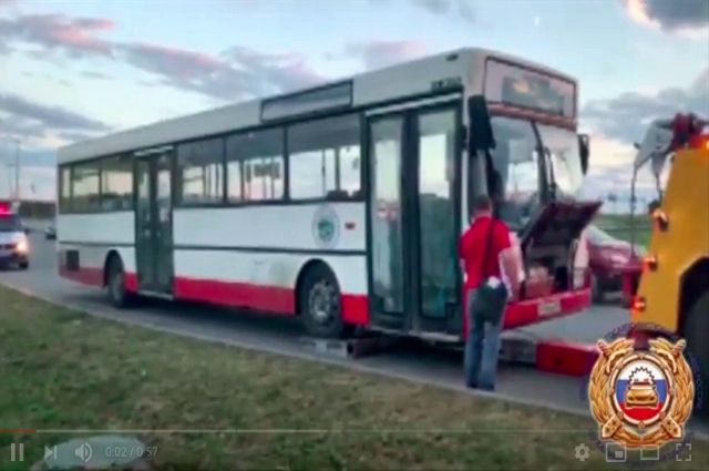 В Гурьевске автобус возил пассажиров с неисправными тормозами