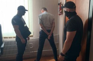 В Закарпатской области чиновника миграционной службы задержали на взятке