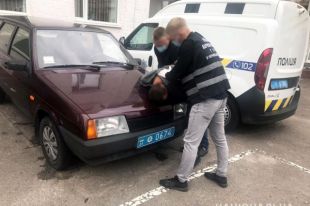 В Чернигове в туалете ресторана быстрого питания изнасиловали школьницу