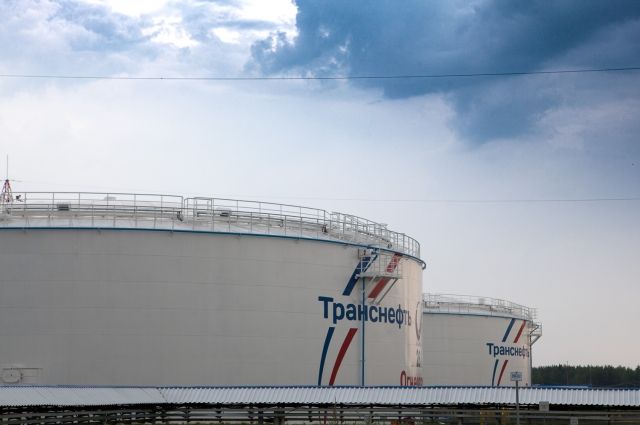 «Транснефть–Сибирь» провела гидроиспытания строящегося резервуара для нефти
