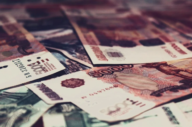 В Узловском районе у пенсионерки украли более миллионы рублей