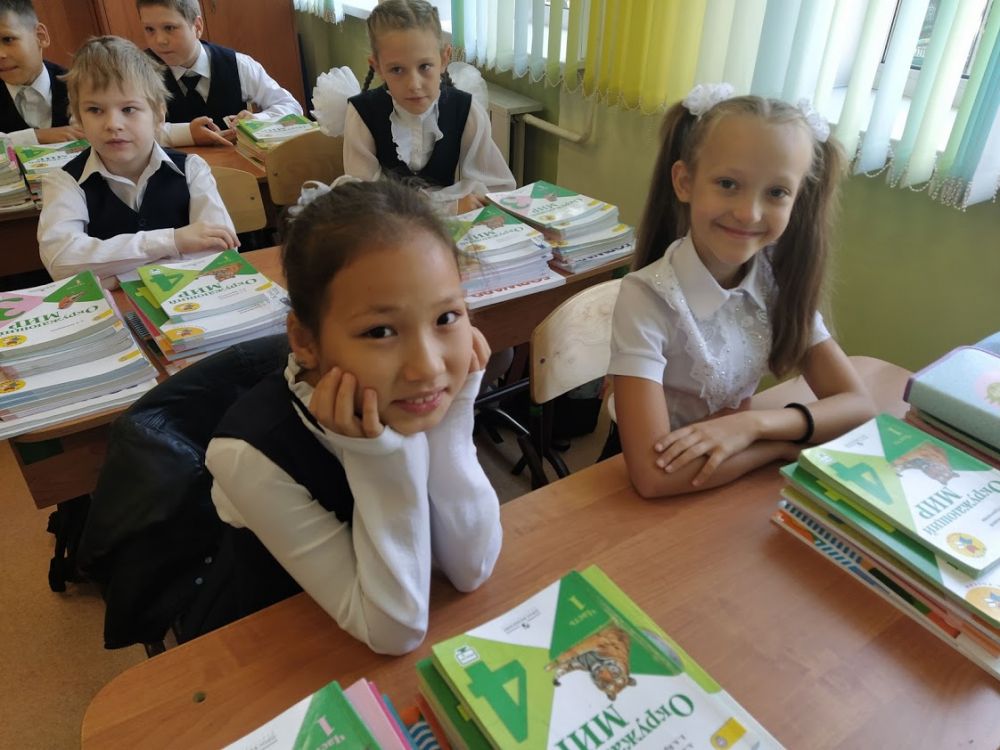 У большинства учеников прошли классные часы.