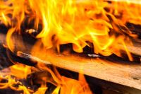 В Надыме проводится проверка по факту гибели ребенка во время пожара