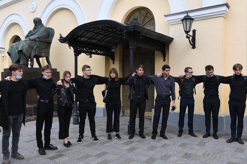Студенты Высшего театрального училища имени Щепкина, где преподавал Борис Клюев.