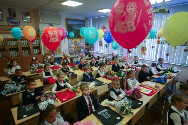 Дети соскучились по школе. Как в Москве прошла первая учебная неделя