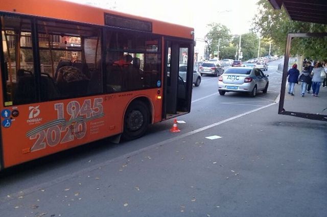 В Калининграде мальчик-велосипедист упал под колеса автобуса