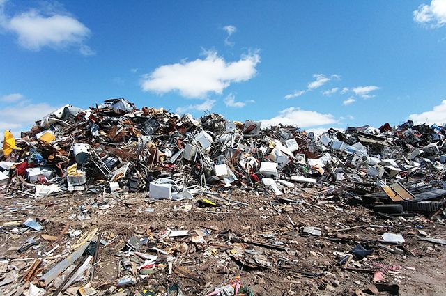 Незаконный мусорный полигон обнаружили в Челябинске
