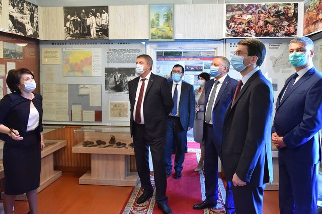 Игорь Щёголев посетил Стародубский краеведческий музей