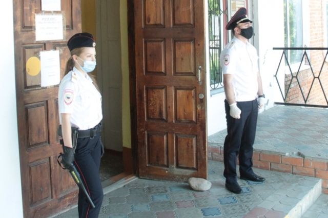 В Адыгее безопасность на выборах будут обеспечивать около 70 полицейских