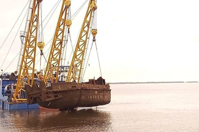 В Саратове обнаружили еще одно затонувшее судно на дне Волги