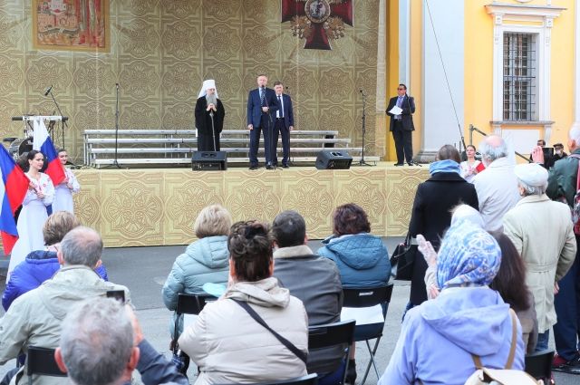 В Петербурге отмечают День перенесения мощей князя Александра Невского