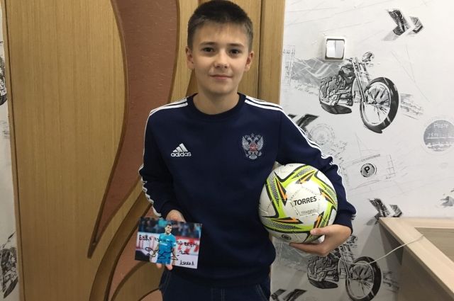 14-летний Матвей отправляет весточки не только футболистам, но и другим знаменитостям. 