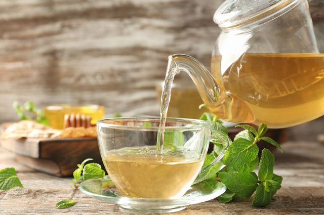 В чем польза и вред зеленого чая?
