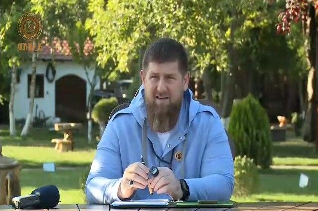 Рамзан Кадыров совершил аварийную посадку истребителя-бомбардировщика