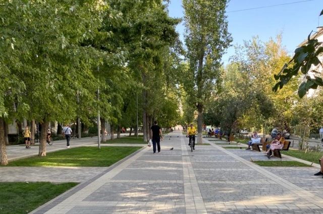 Новую пешеходную зону открыли в Ростове-на-Дону