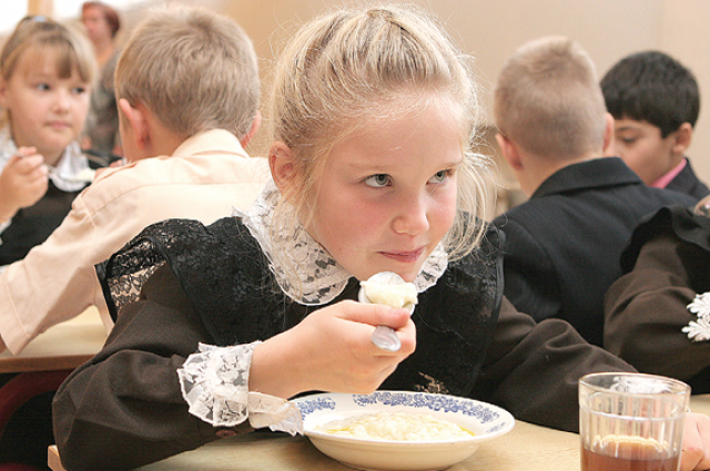 В республике родители участвуют в мониторинге качества питания в школах