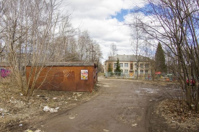 Два самовольно установленных гаража нашли в Смоленске