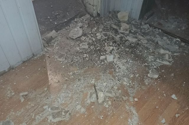 В центре Саратова рухнул потолок в жилом доме