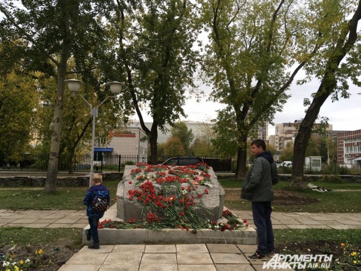 Открытие памятника ВДВ и генералу Маргелову в Перми. 