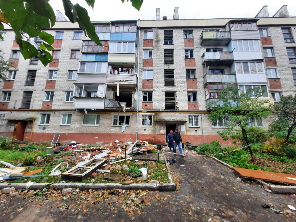 Хлопок газовоздушной смеси на улице 50 лет ВЛКСМ в Тюмени.