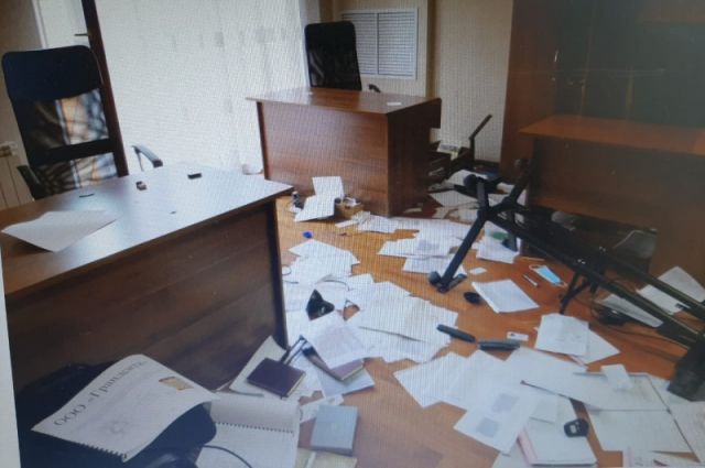 Пьяный ульяновец разгромил офис на Красноармейской