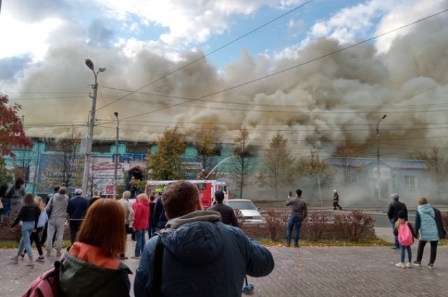В Новосибирске загорелся завод «Электросигнал»
