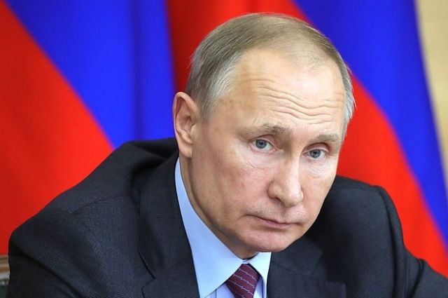 Путин осудил произвольную трактовку истории Второй мировой
