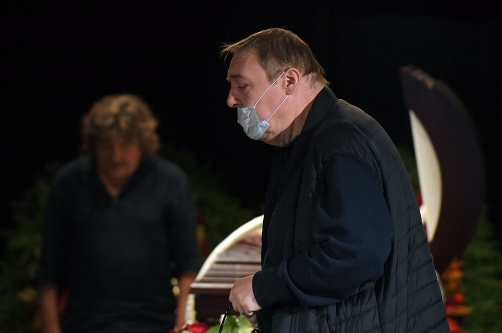 Актер Александр Семчев.