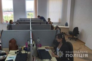 В Киеве полицейские разоблачили незаконную деятельность кол-центров