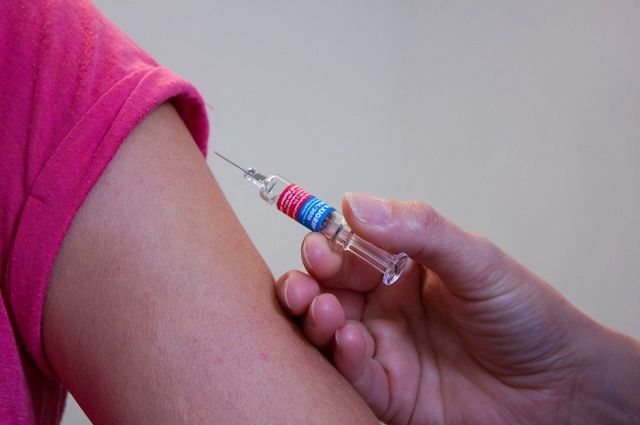 Южноуральцев приглашают в ТРК сделать бесплатную прививку против гриппа