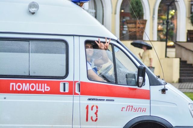 В Краснодаре сотрудники ДПС ищут виновника ДТП с автобусом