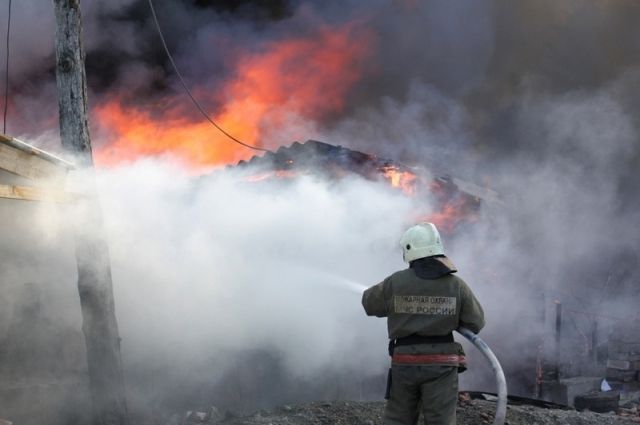 Следователи рассказали подробности пожара с двумя погибшими в Новосибирске