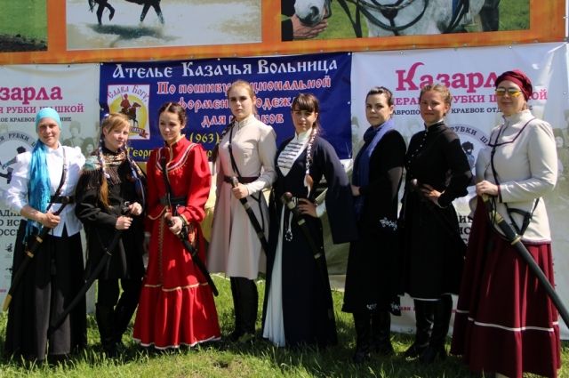 На Ставрополье открывают филиал ателье по пошиву казачьей формы
