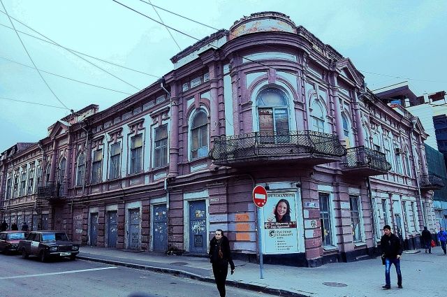 В Ростове предложили передавать старые здания частникам для восстановления