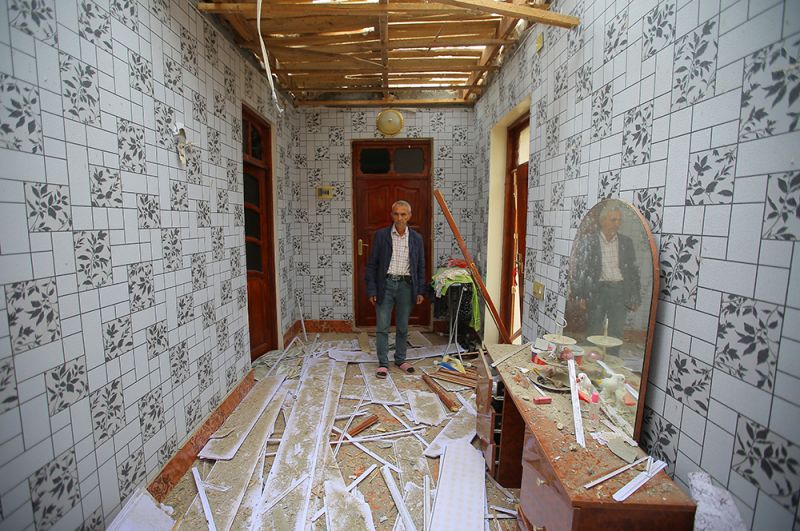 Дом в городе Тертер, пострадавший от боев в районе самопровозглашенной Нагорно-Карабахской Республики. 