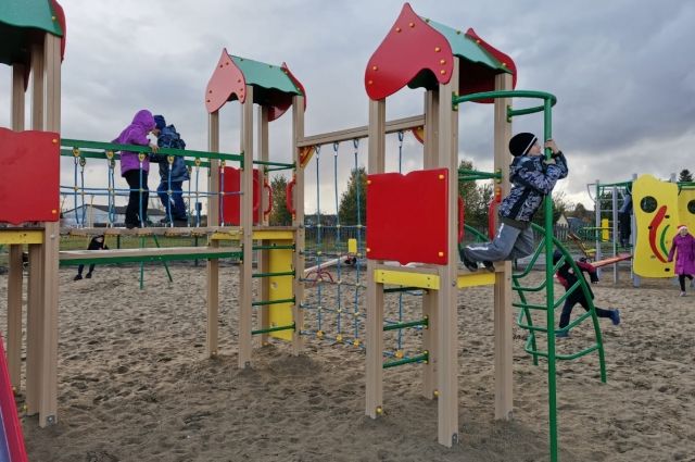 Детские площадки в Пскове получат паспорта