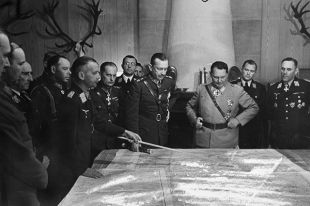 Карл Маннергейм и Герман Геринг, 1942 г.