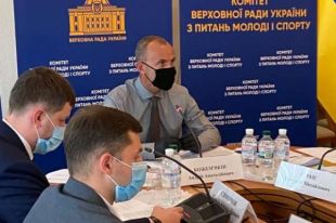 Комитет не рекомендует разрешать детям-сиротам поступать в вуз вне конкурса