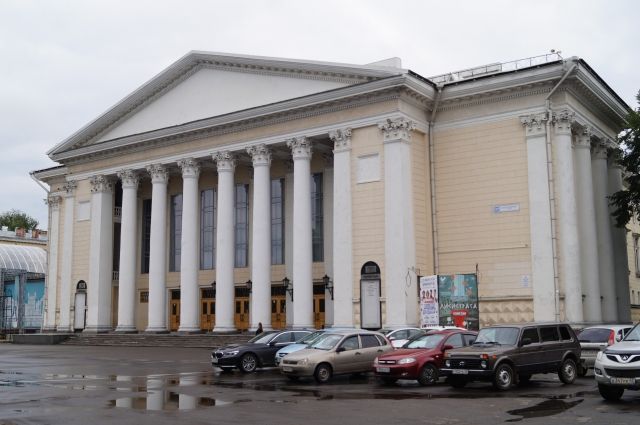 Кировский драмтеатр закрывается на карантин из-за коронавируса