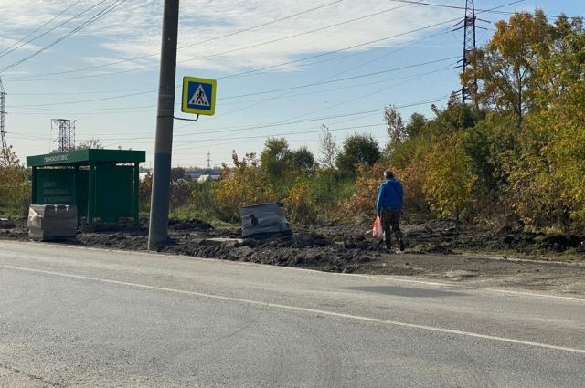 Брошенный тротуар в Челябинске начали доделывать после скандала