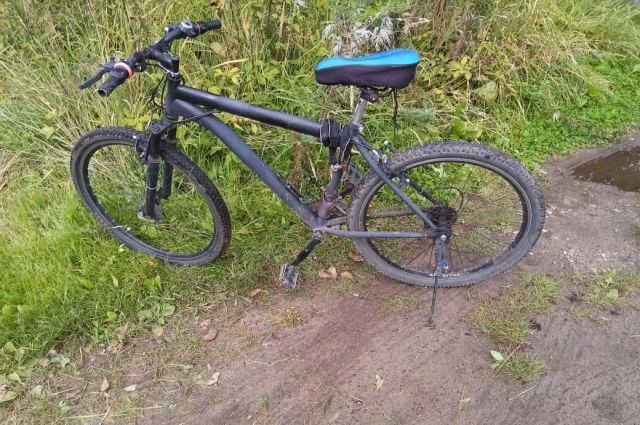 Грузовик сбил велосипедиста в Новосибирске