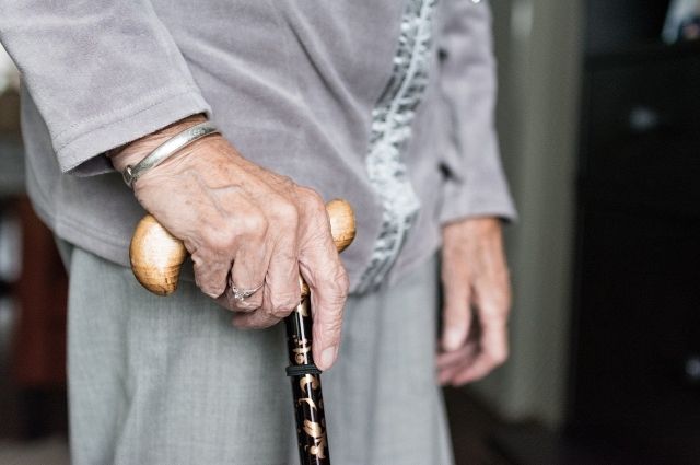 Тюменские врачи избавили пенсионерку от болей в спине