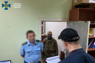 В Ровенской области таможенники организовали схему по растаможиванию авто