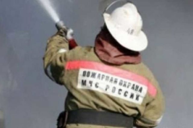 Пожар в Оренбурге потушили за два часа.