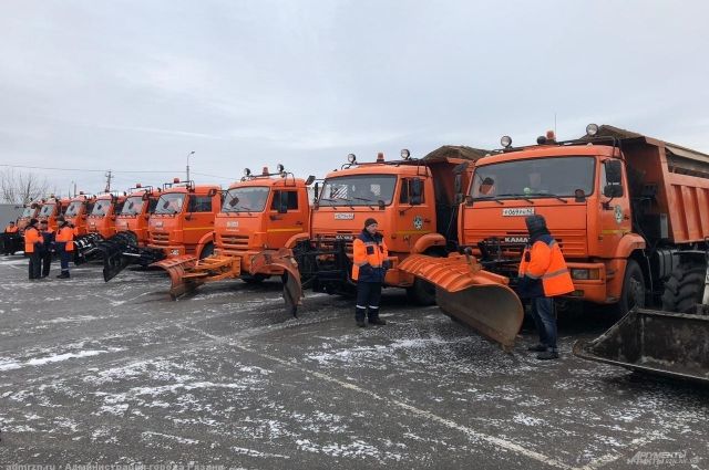 В Петербурге вновь проверили готовность уборочной техники к зиме